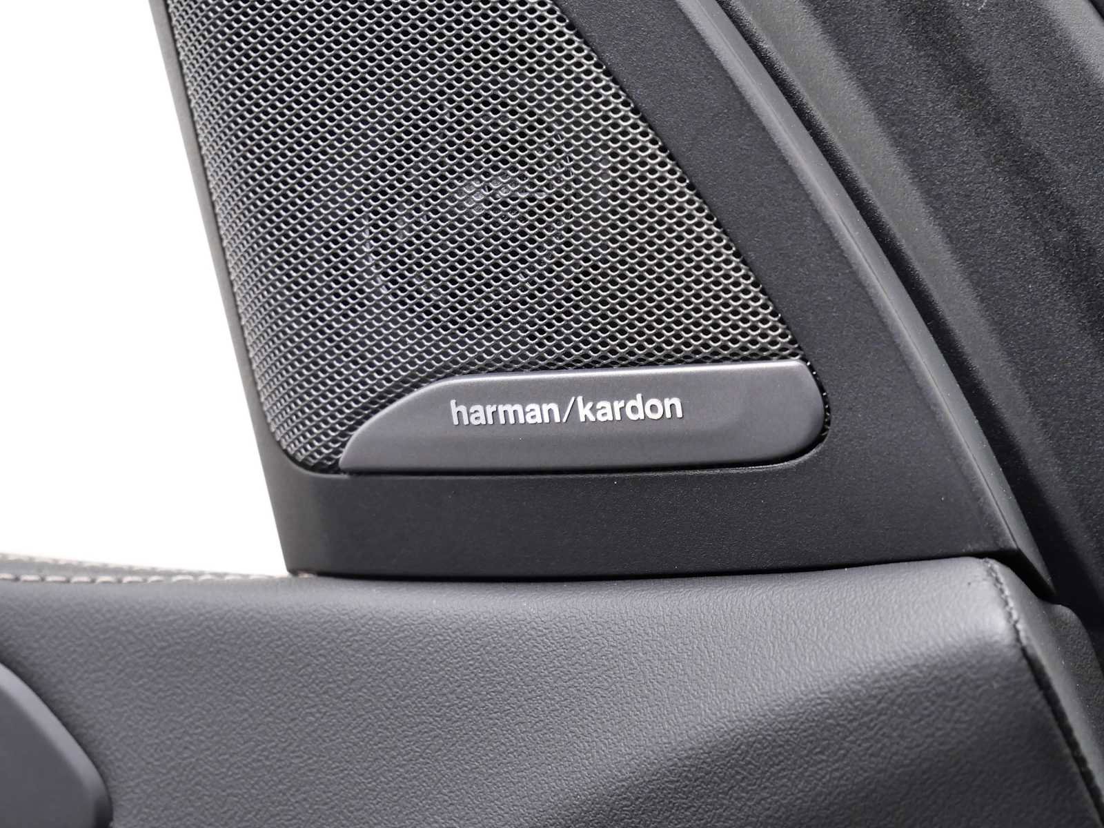 Used 2025 BMW X7 M60i image 34