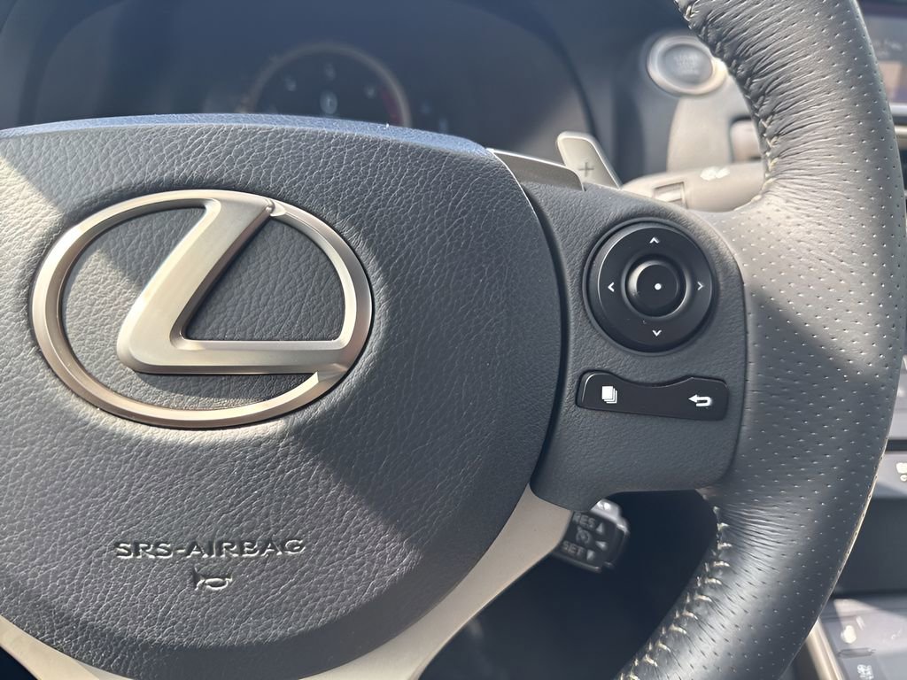 Used 2016 Lexus IS 200t w/ F Sport Package RWD image 16