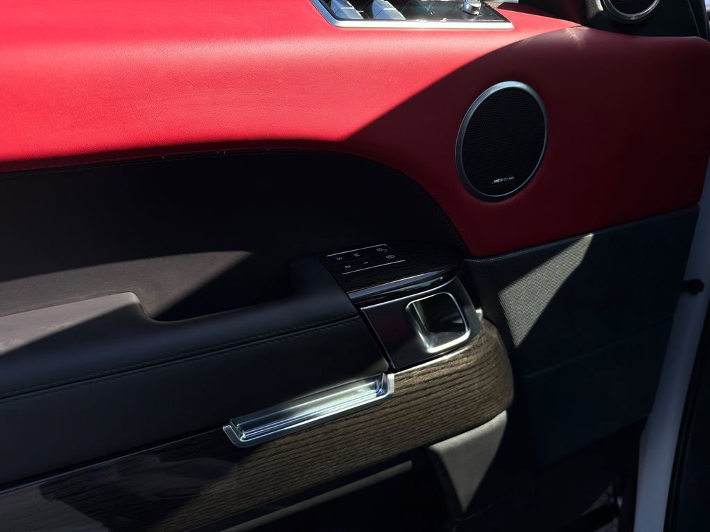 Used 2019 Land Rover Range Rover Sport Autobiography image 34