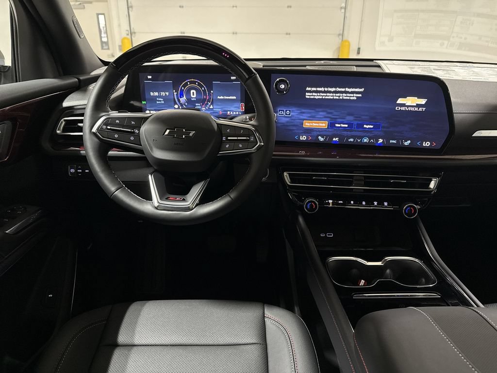 New 2026 Chevrolet Traverse Z71 w/ Enhanced Driving Package AWD/4WD image 11