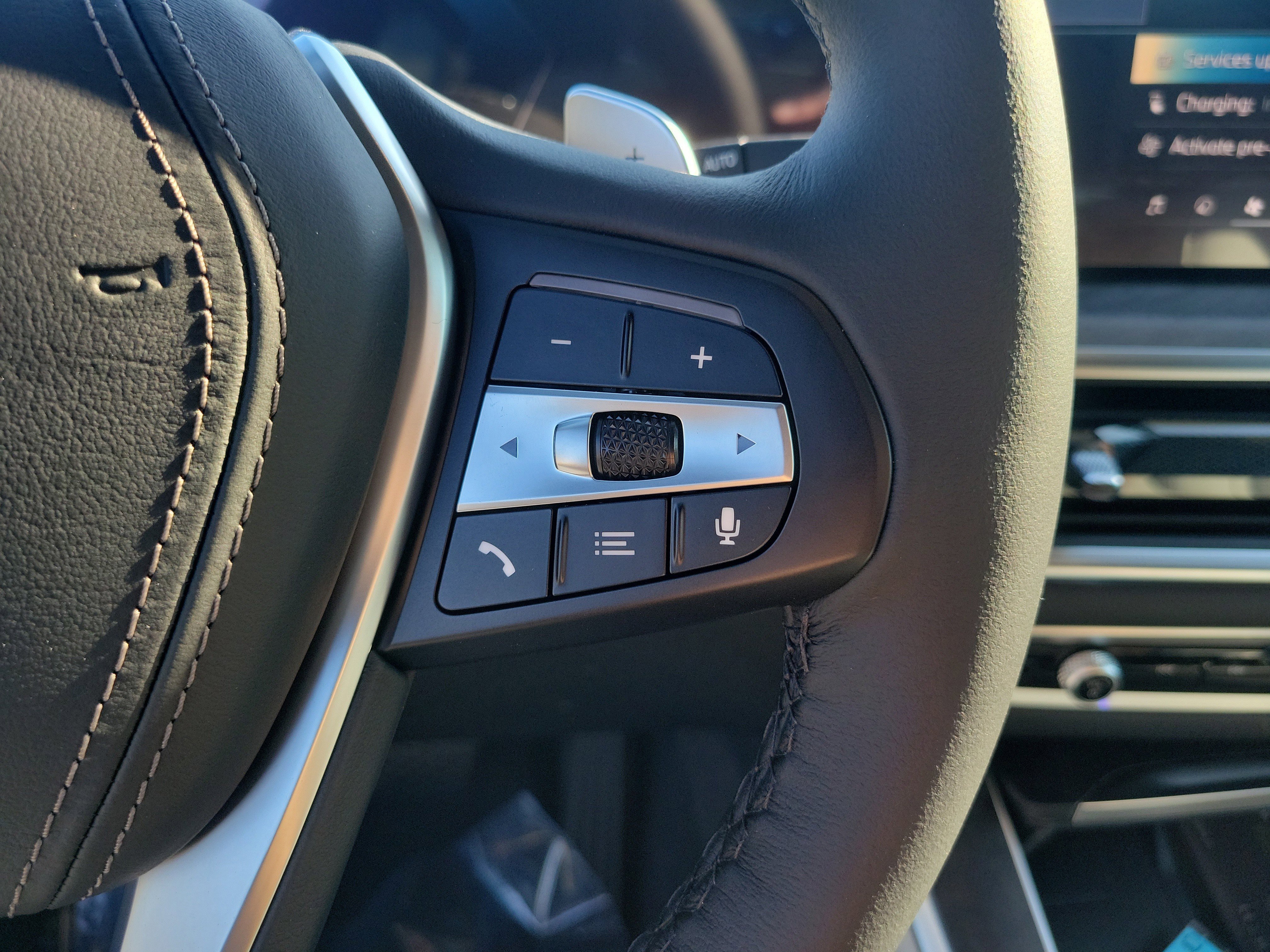 New 2026 BMW X5 xDrive50e w/ Executive Package image 29