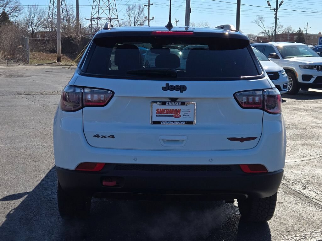 Certified 2025 Jeep Compass Trailhawk AWD/4WD image 16