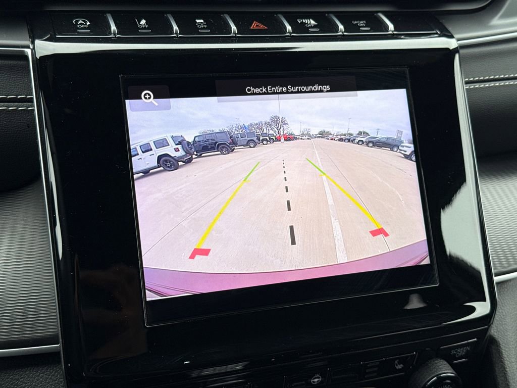 Used 2024 Jeep Grand Cherokee Altitude image 24