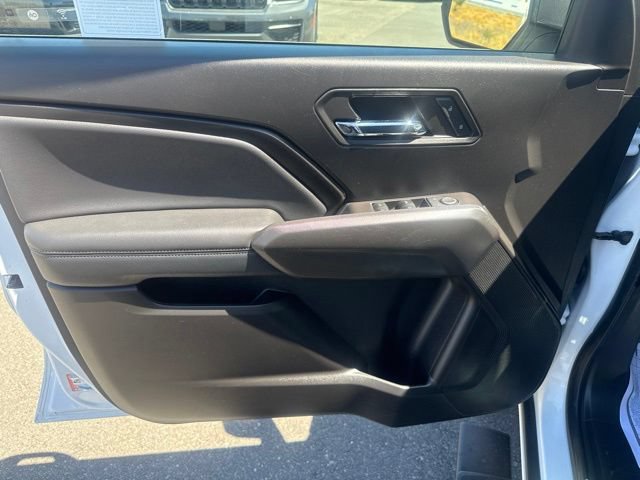 Used 2024 Chevrolet Colorado LT w/ LT Convenience Package II AWD/4WD image 11