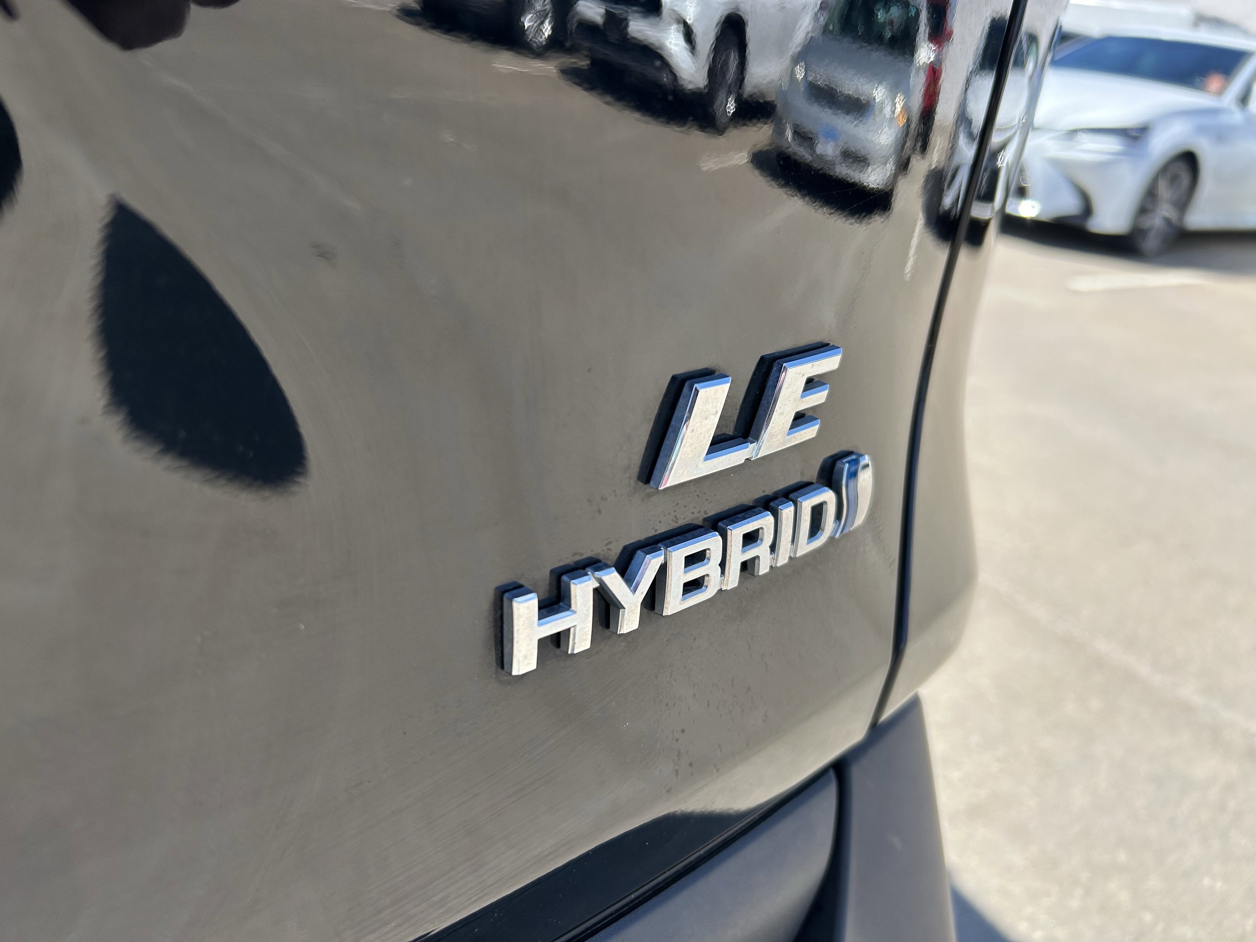 Certified 2022 Toyota RAV4 LE AWD/4WD image 8