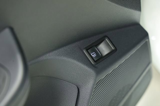 Certified 2023 Volkswagen Taos S FWD image 28