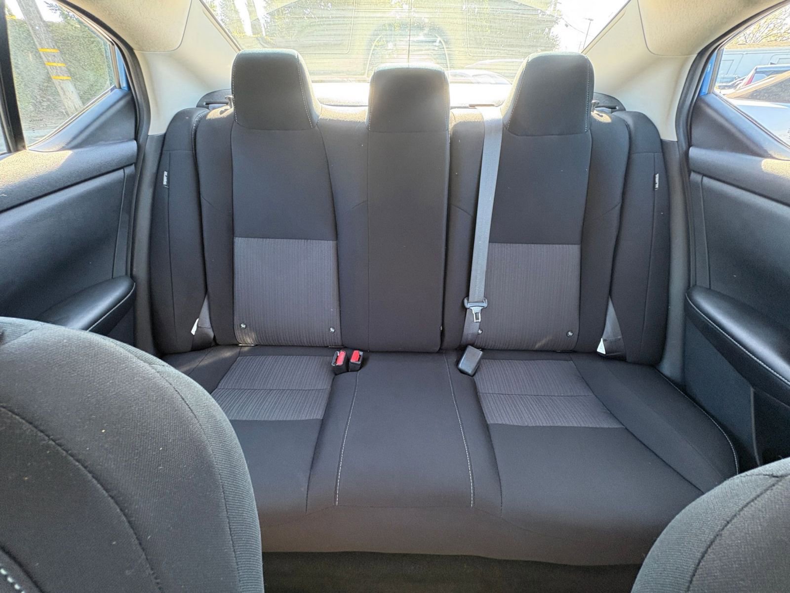 Used 2025 Nissan Sentra SV FWD image 36