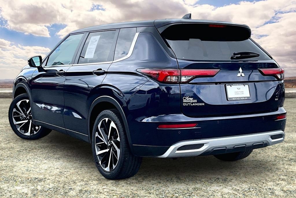 Used 2024 Mitsubishi Outlander SE AWD/4WD image 4