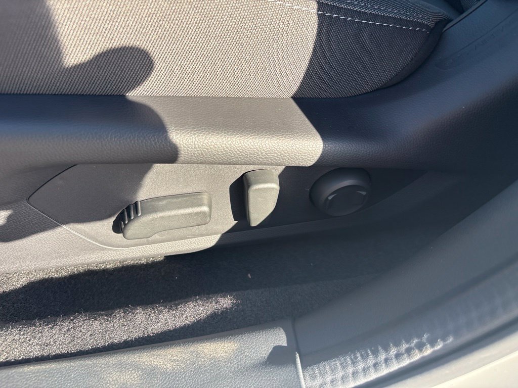 New 2026 Subaru Crosstrek 2.5i Premium AWD/4WD image 17