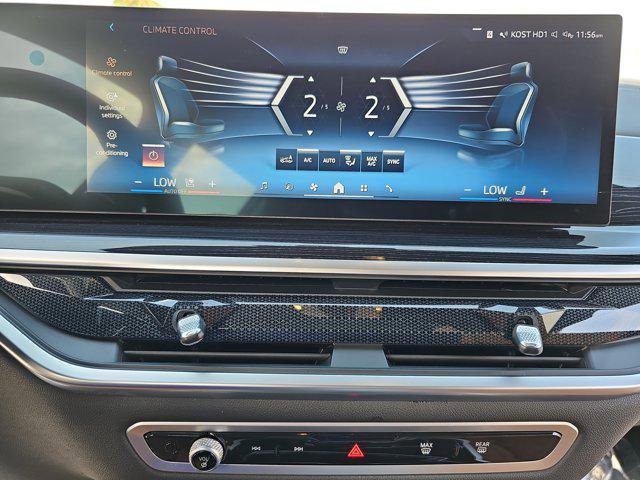 Certified 2024 BMW X7 xDrive40i w/ M Sport Package image 26