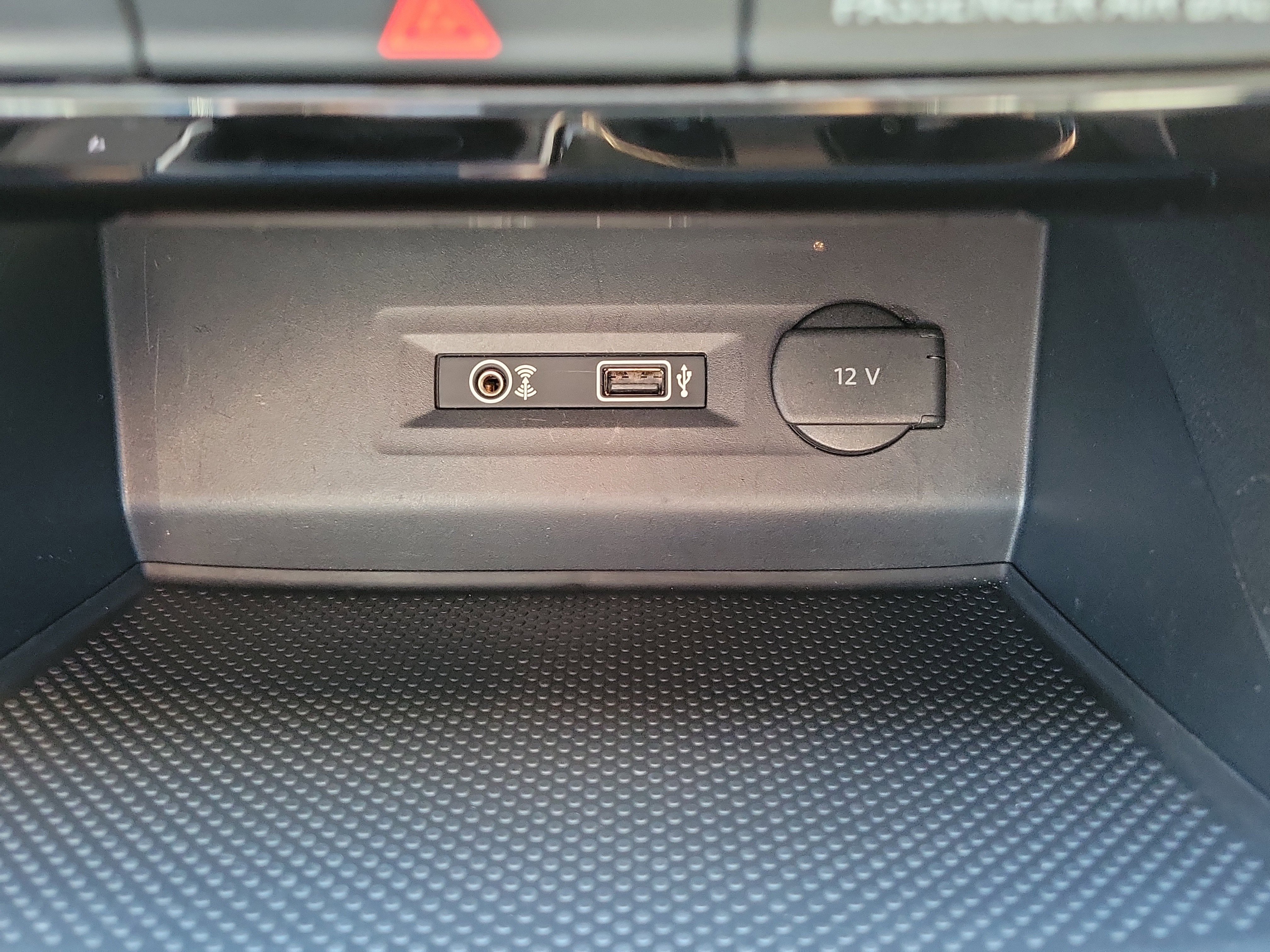 Used 2019 Volkswagen Atlas SEL image 38