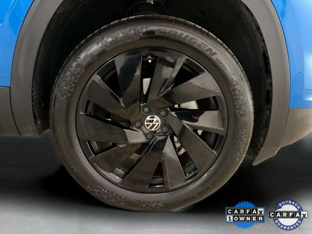 Used 2024 Volkswagen Atlas Cross Sport SEL image 32