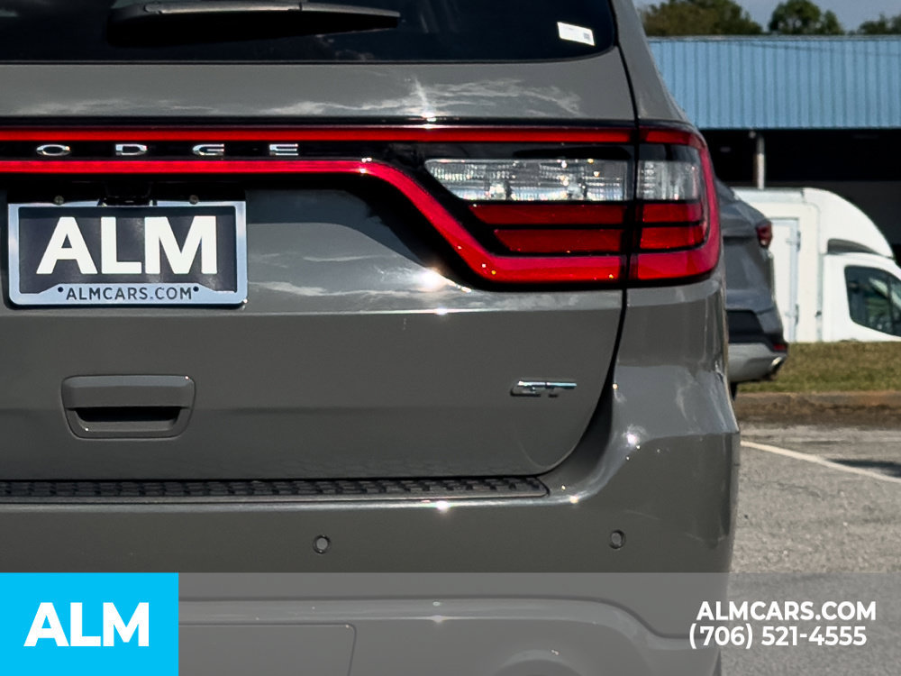 Used 2025 Dodge Durango GT RWD image 16