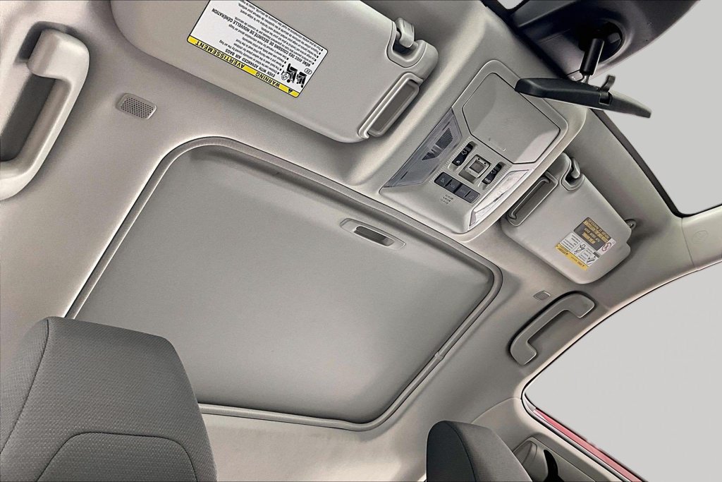 Used 2025 Toyota RAV4 XLE w/ Convenience Package FWD image 22