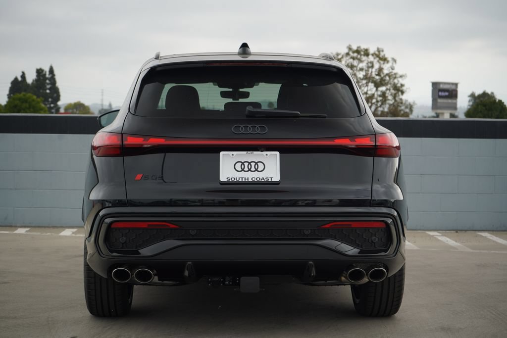 New 2026 Audi SQ5 Prestige AWD/4WD image 4