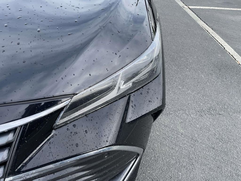 Used 2019 Toyota Avalon Limited w/ Advanced Safety Package image 12