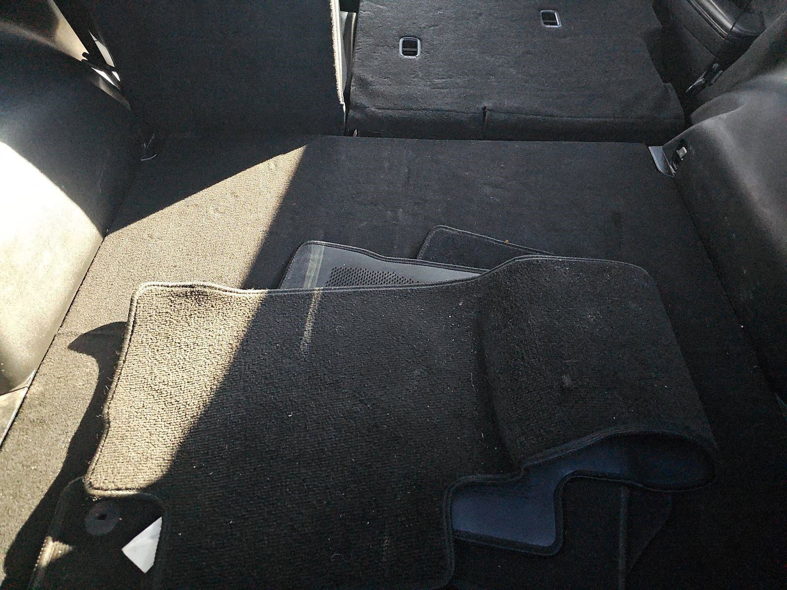 Used 2023 Kia Sportage EX image 11