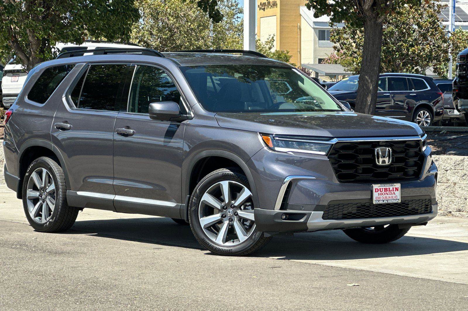 New 2025 Honda Pilot Elite video 2