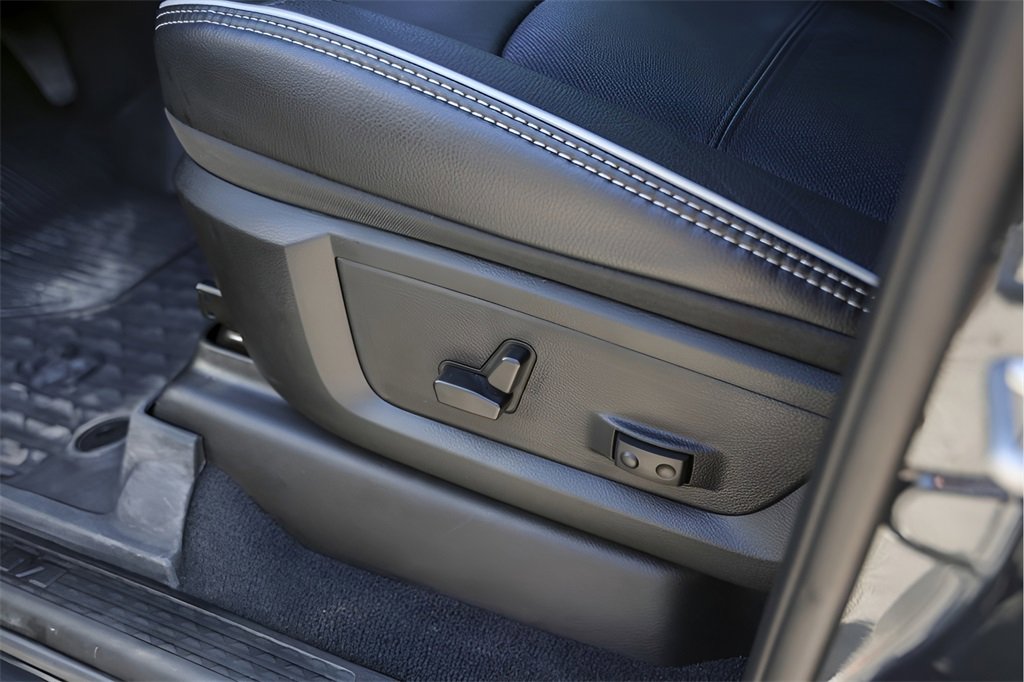 Used 2025 RAM 3500 Laramie w/ Sport Appearance Package image 10