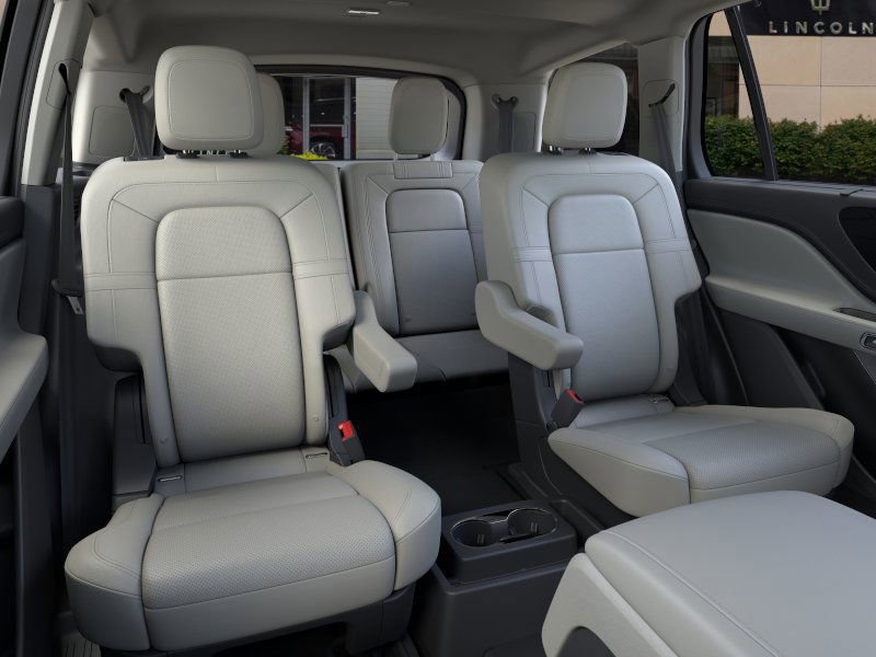 New 2026 Lincoln Aviator Reserve image 11