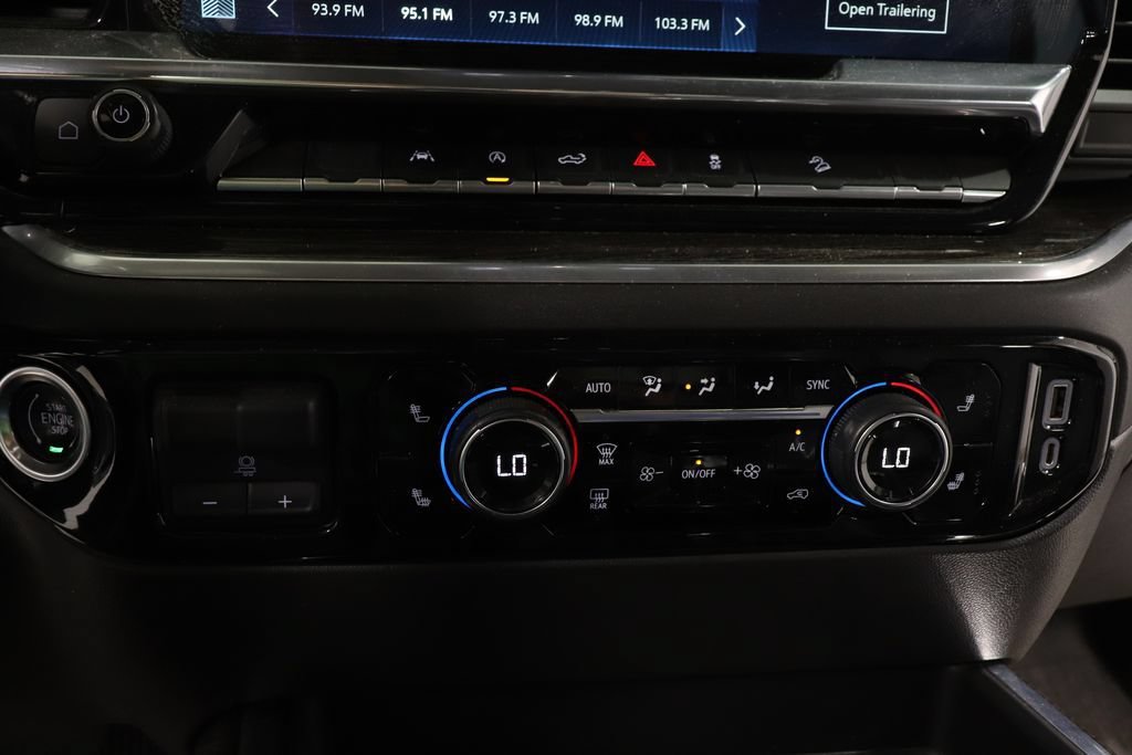 Used 2022 Chevrolet Silverado 1500 LT Trail Boss w/ Convenience Package II AWD/4WD image 6