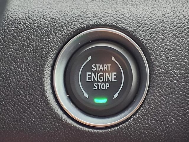 Used 2025 GMC Acadia Elevation image 16