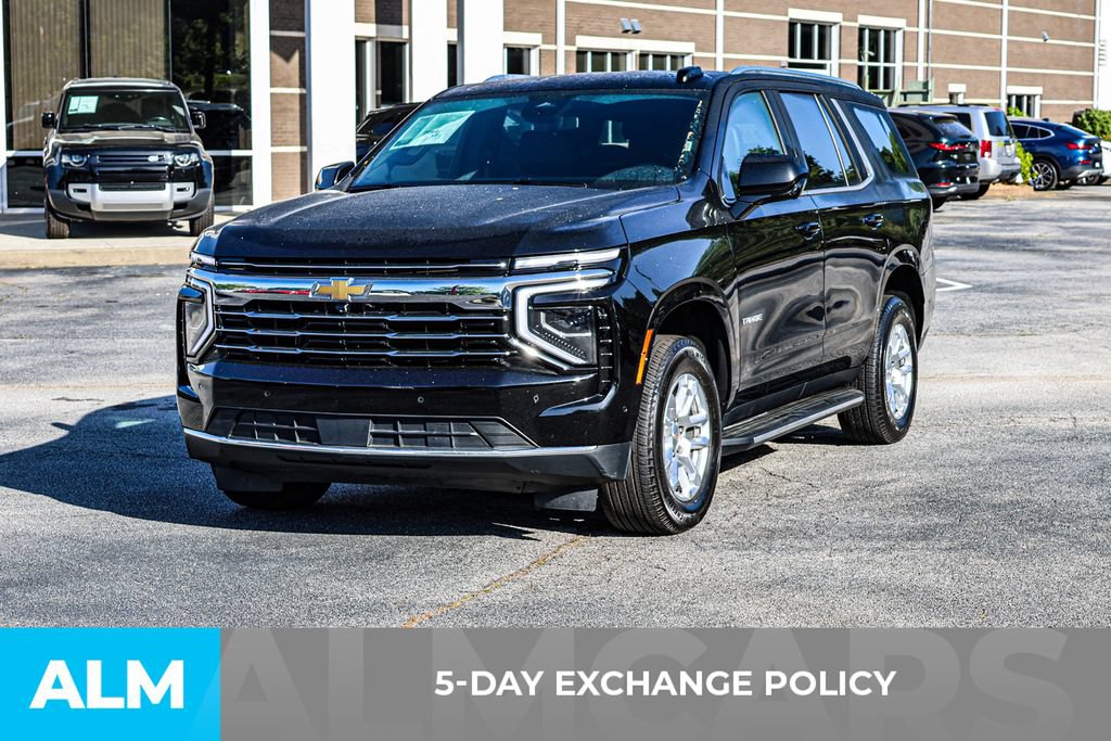 Used 2025 Chevrolet Tahoe LT AWD/4WD image 3