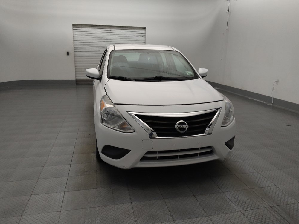 Used 2019 Nissan Versa SV FWD image 14