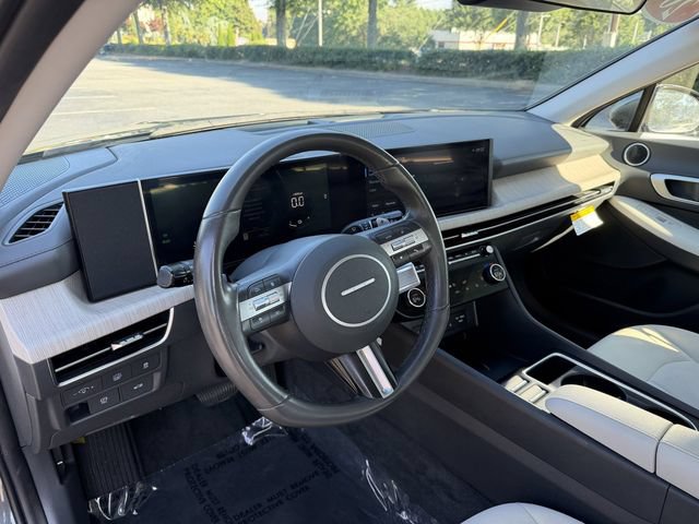 Used 2024 Hyundai Sonata SEL FWD image 2