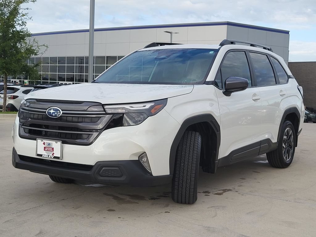 Used 2026 Subaru Forester Premium AWD/4WD image 2