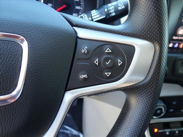 Used 2022 GMC Terrain SLE image 15