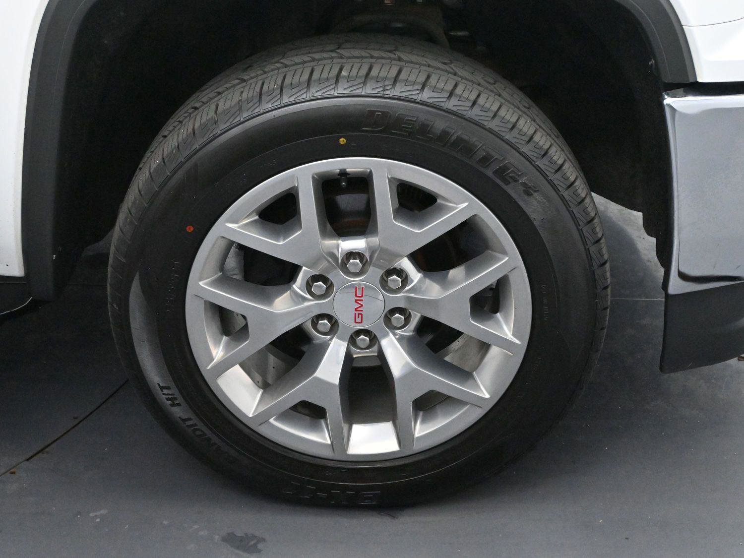 Used 2018 GMC Sierra 1500 SLT w/ SLT Premium Package image 30