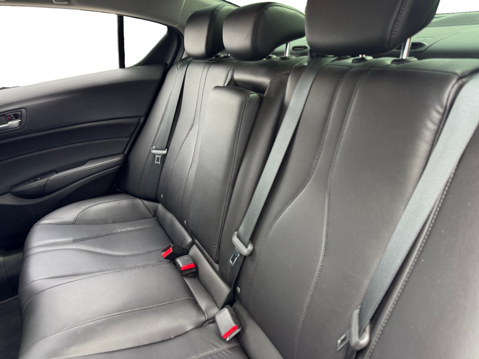 Used 2020 Acura ILX FWD image 13