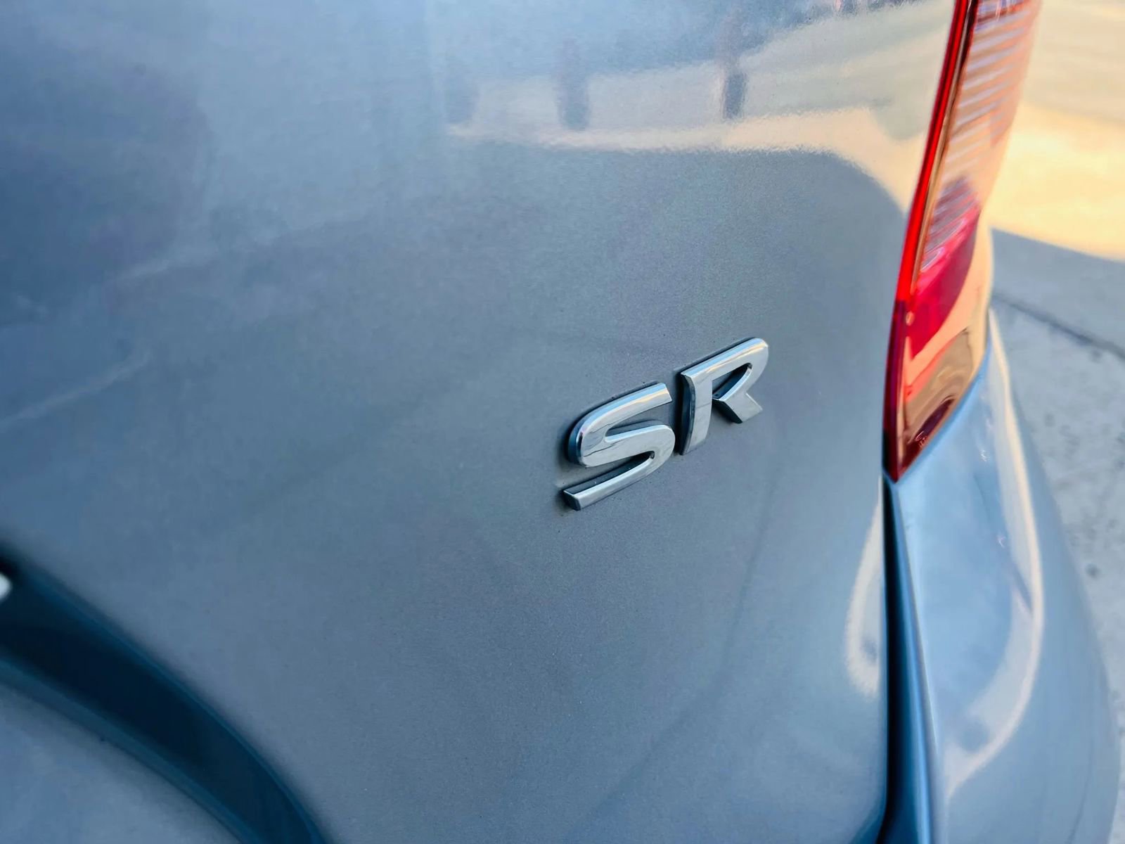 Used 2015 Nissan Versa Note SR w/ Chrome Package image 13