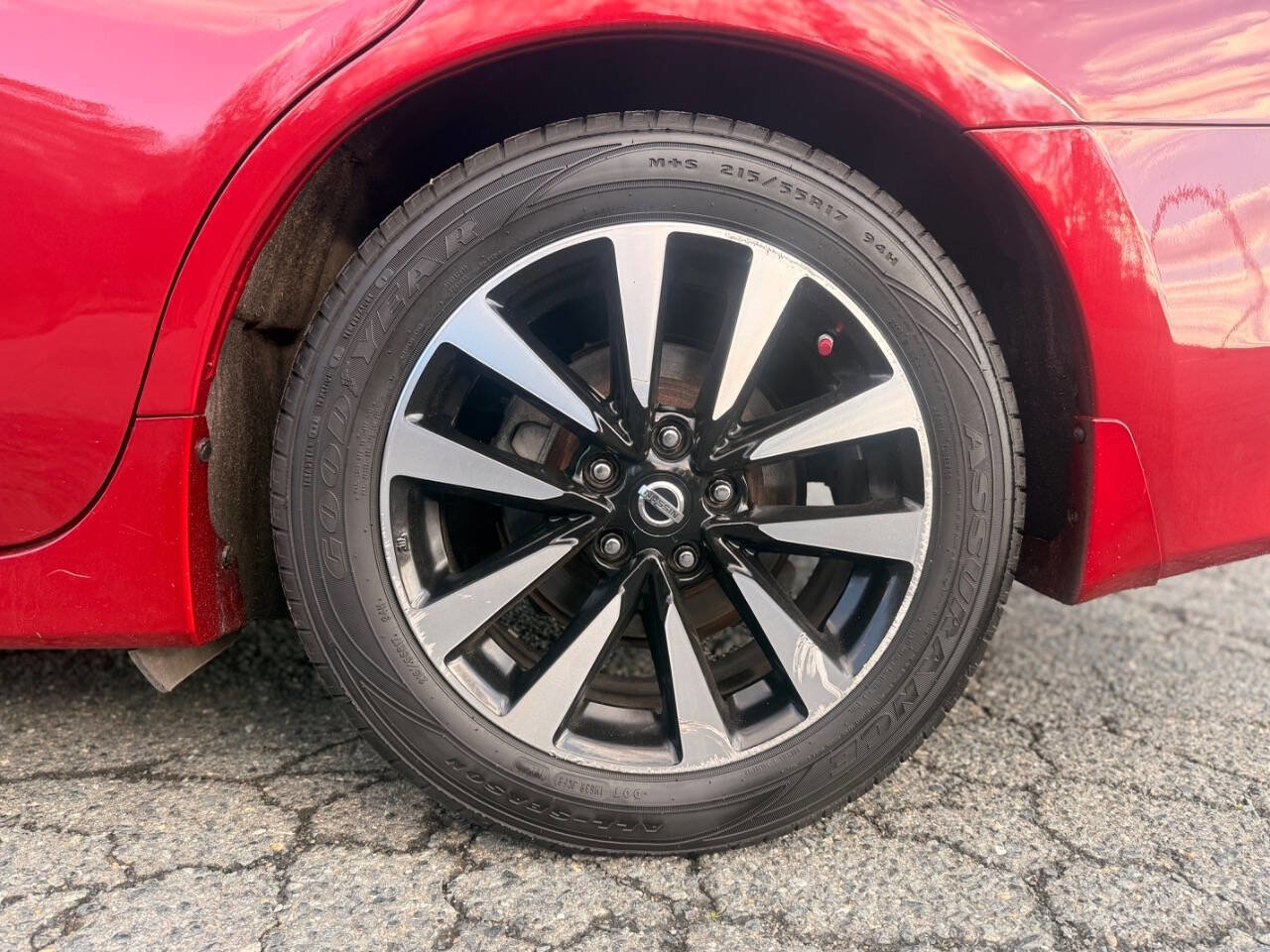 Used 2018 Nissan Altima 2.5 SL w/ 2.5 SL Technology Package image 24