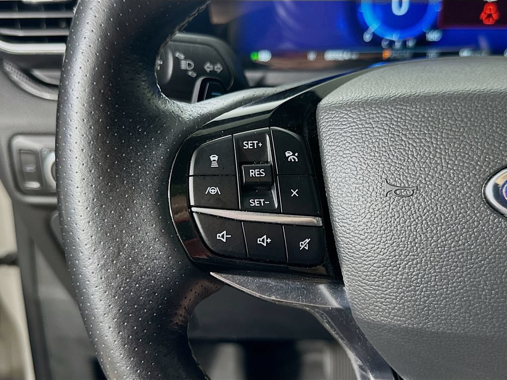 Used 2022 Ford Explorer ST w/ Equipment Group 401A AWD/4WD image 24
