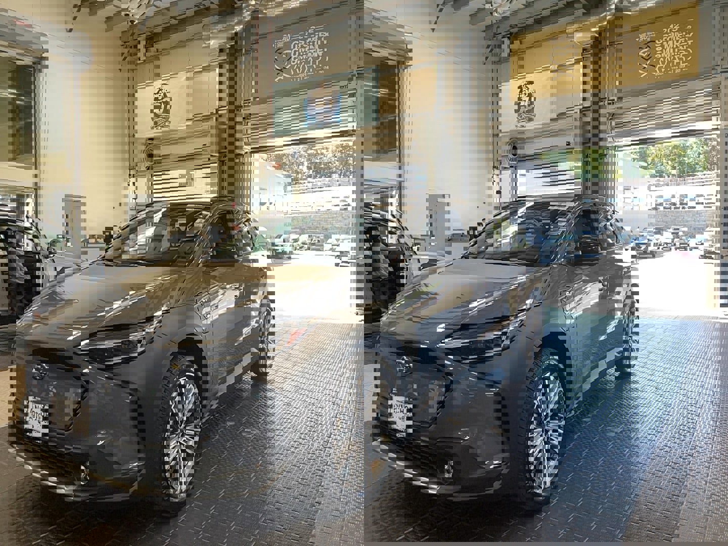 Used 2023 Toyota bZ4X AWD image 3