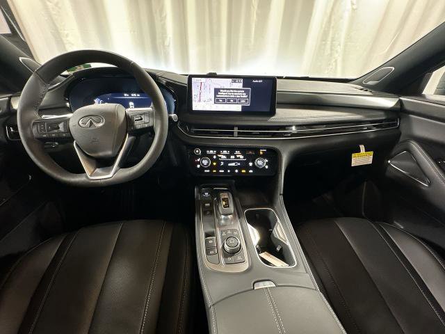 Certified 2025 INFINITI QX60 Luxe w/ Black Edition image 4