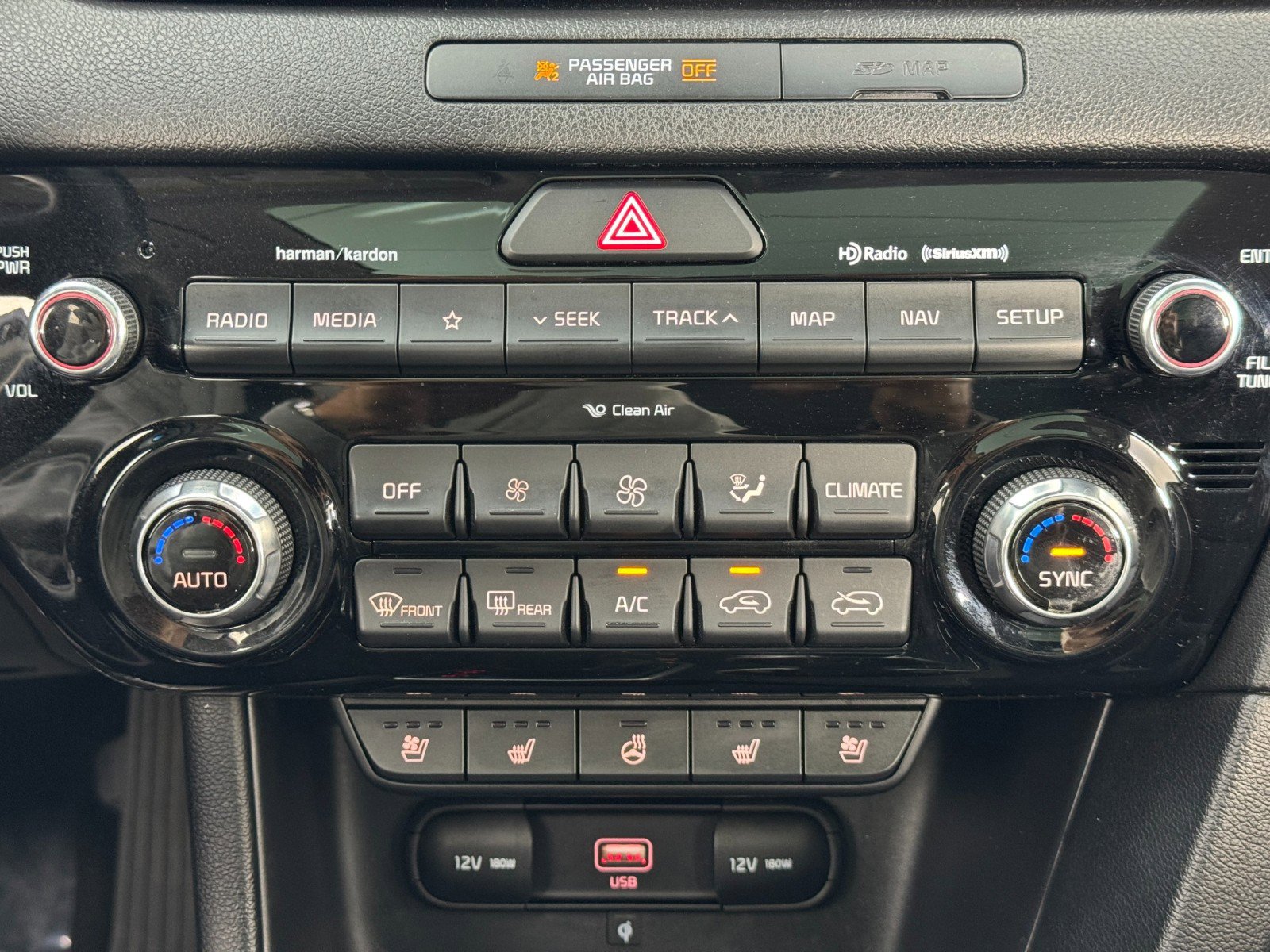 Used 2020 Kia Sportage EX w/ Option Group 15 image 28