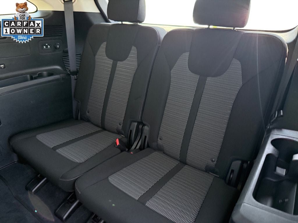 Certified 2023 Kia Sorento LX AWD/4WD image 15