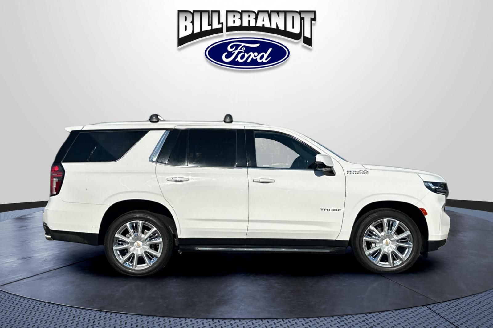Used 2021 Chevrolet Tahoe High Country AWD/4WD image 2
