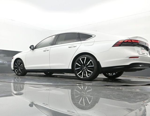 Used 2024 Honda Accord Touring image 27