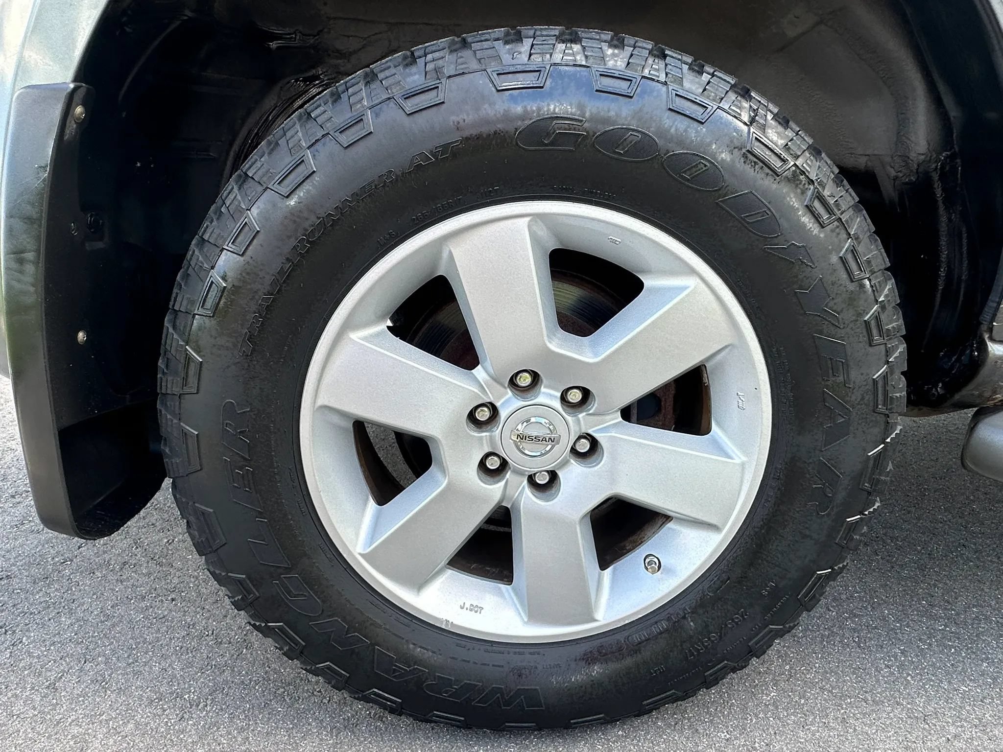Used 2008 Nissan Pathfinder SE AWD/4WD image 15