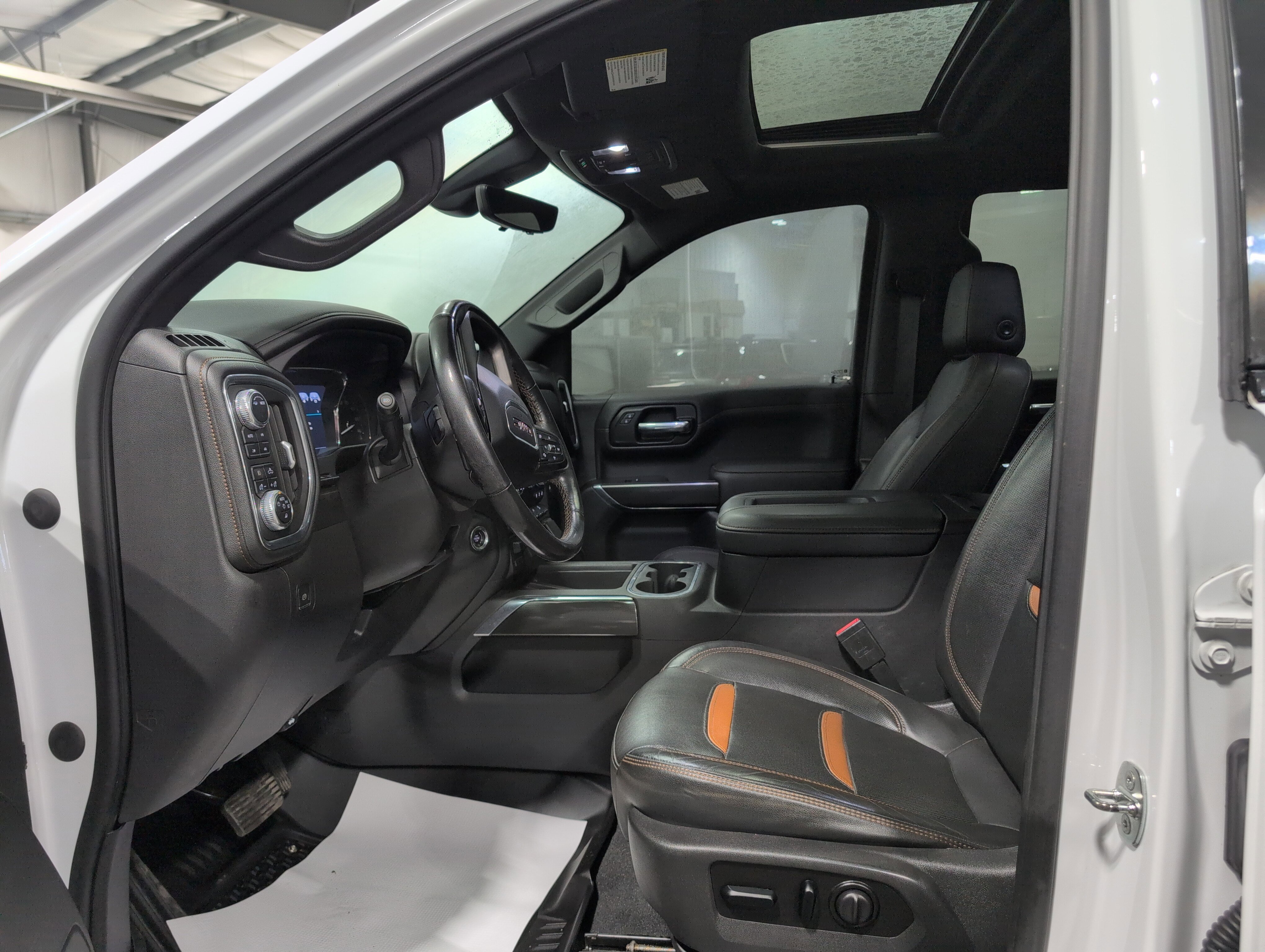 Used 2021 GMC Sierra 1500 AT4 w/ AT4 Value Package image 9