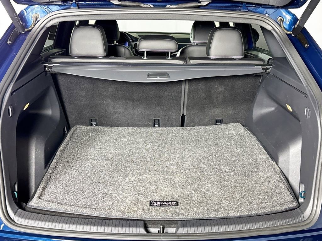 Certified 2023 Volkswagen Atlas Cross Sport SEL Premium R-Line image 22