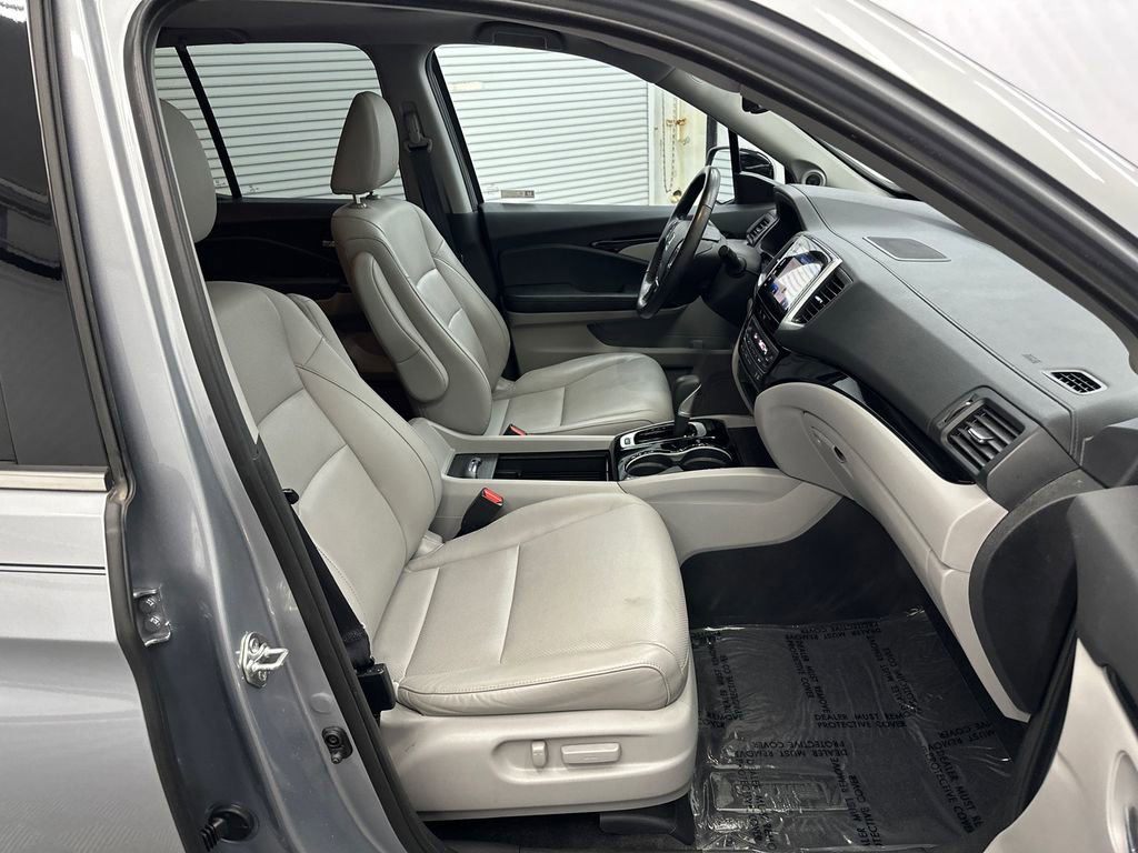 Used 2019 Honda Ridgeline RTL-E image 15