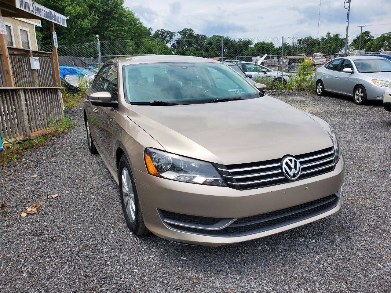 Used 2015 Volkswagen Passat 1.8T S FWD image 6