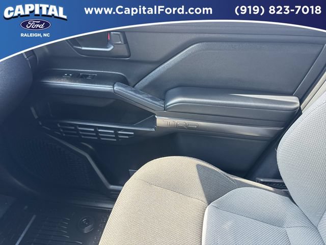 Used 2025 Toyota 4Runner TRD Sport AWD/4WD image 28