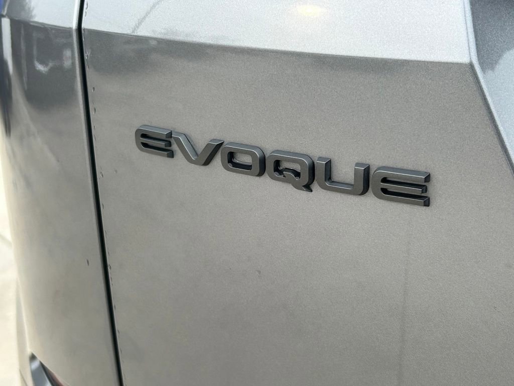Used 2024 Land Rover Range Rover Evoque Dynamic SE image 13