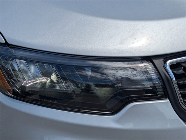 New 2024 Jeep Compass Sport image 9